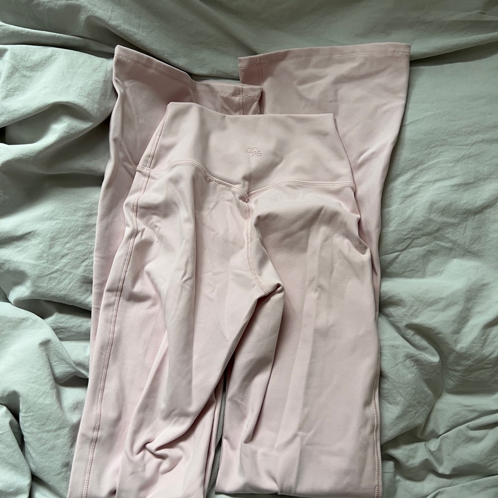 Light Pink No Front Seam Flare Buttery Leggings - Picture 3 of 3